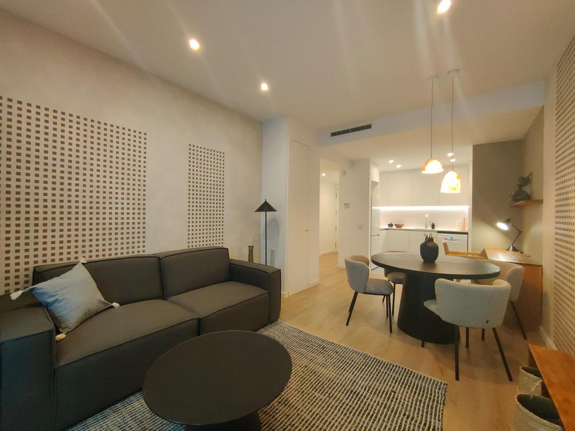 Luxury 4br With Balcony Apartamento